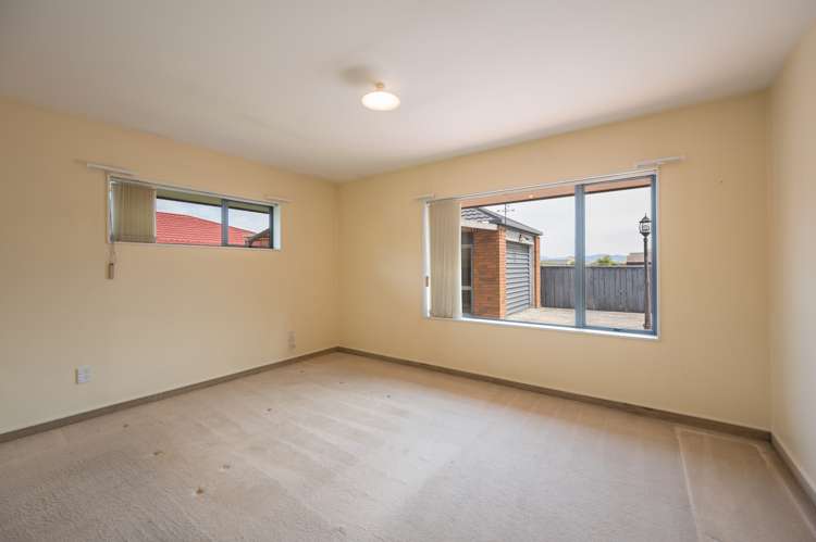 37 Aldinga Avenue Stoke_10
