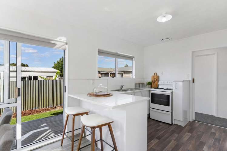 2/18 Harper Street Papakura_6