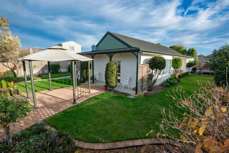 7 Carlyle Road Mosgiel_3