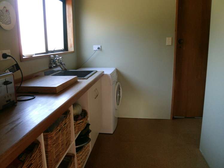 6 Hinahina Road Owaka_17