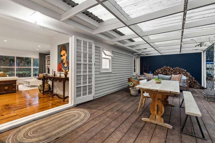 8 Sylvan Valley Avenue Titirangi_12