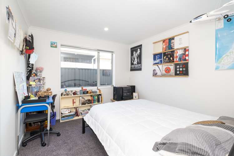 36 Arbuckle Road Frimley_9