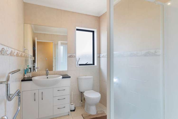 319 Chapel Road Flat Bush_14