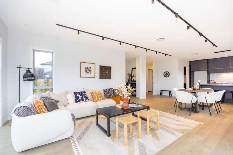 28 Tukutata Crescent Milldale_8