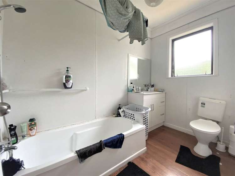 42 Parker Avenue New Lynn_7