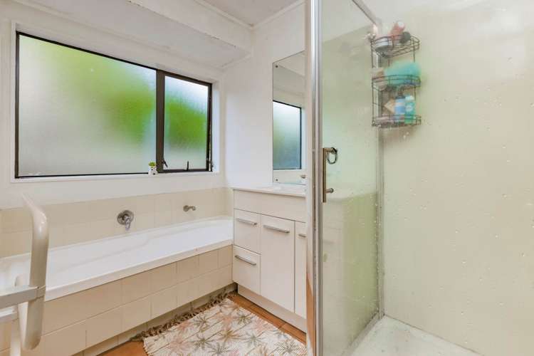 19 Earnslaw Crescent Clover Park_10