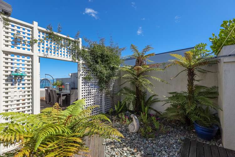 348 Princes Drive Britannia Heights_17