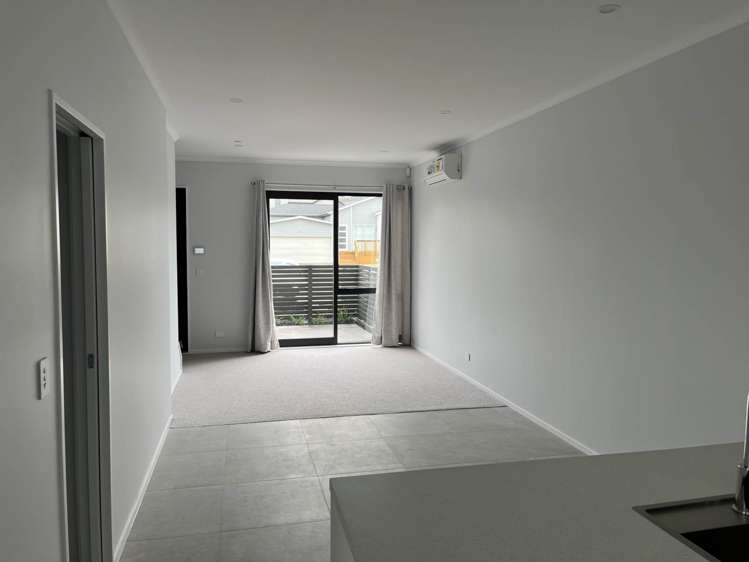 63 Taikura Avenue Red Beach_5