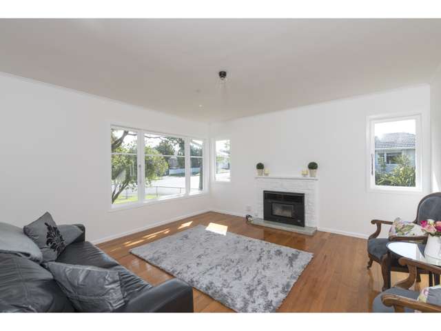 8 Cornwall Street Te Atatu South_1