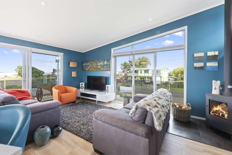 18 Robbie Street Foxton Beach_15