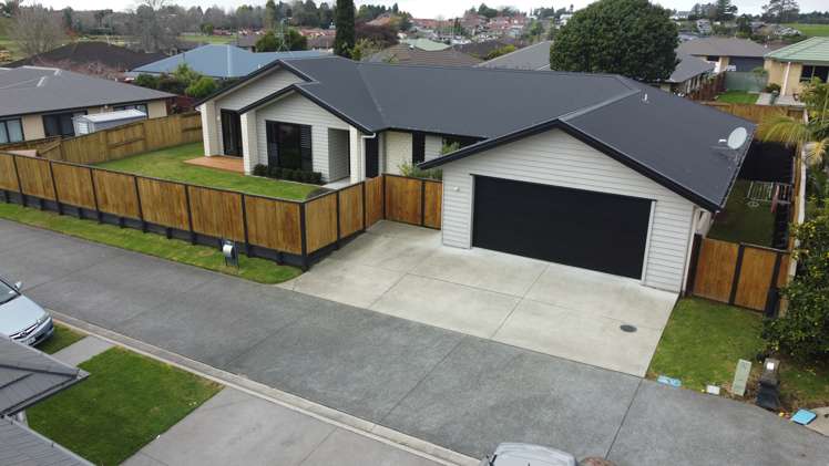 8F Cannell Farm Drive Te Puke_14