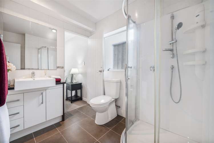 9 Savina Court Flat Bush_17