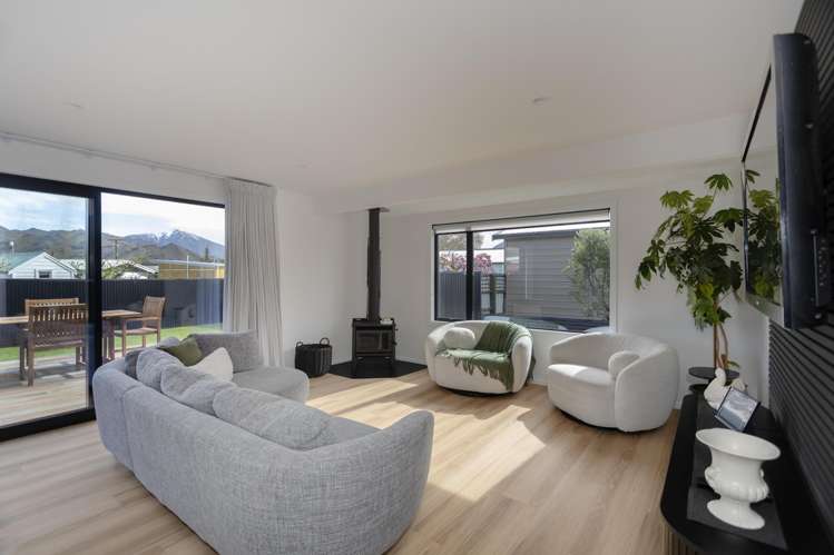 32 Tasman Road Otematata_7