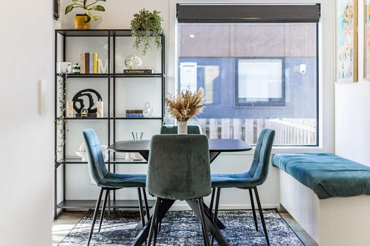 30 Astelia Way Woodridge_15