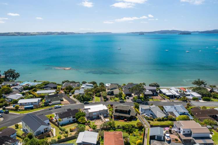 24 Mariners Grove Algies Bay_18