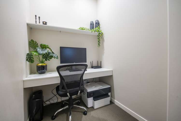 71 Westgate Drive Massey_14