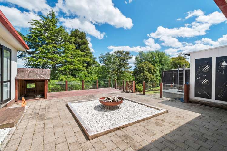 203 Fergusson Road Halcombe_25