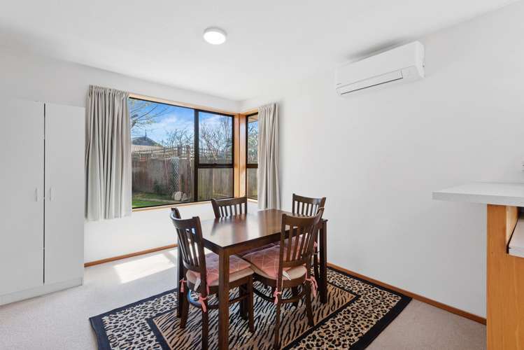 2/12 Algie Place Avonhead_4