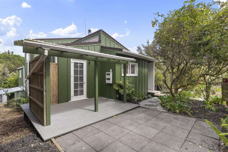2/42 Fairlands Avenue Waterview_13