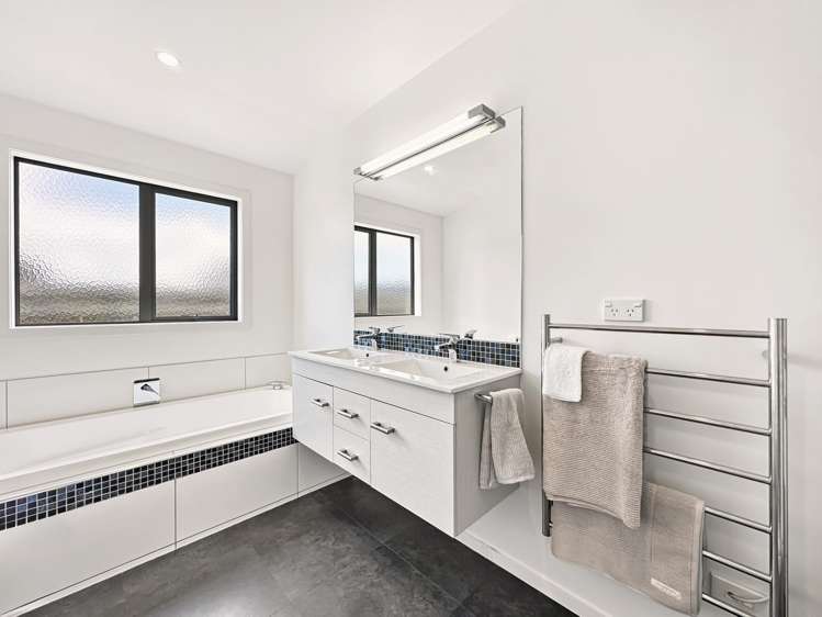 50 Montgomery Crescent Kinloch_27