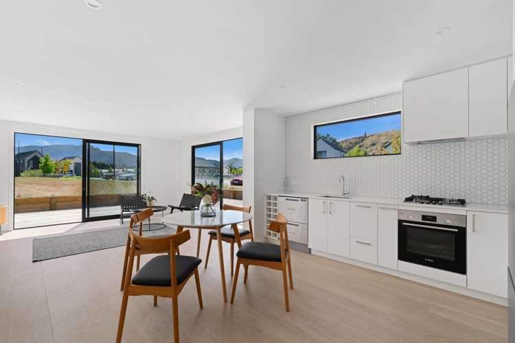 2 Lauder Street Dalefield/Wakatipu Basin_4