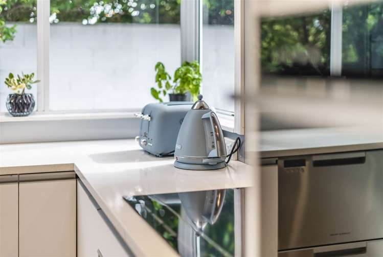 2/26 Esmonde Road Takapuna_7