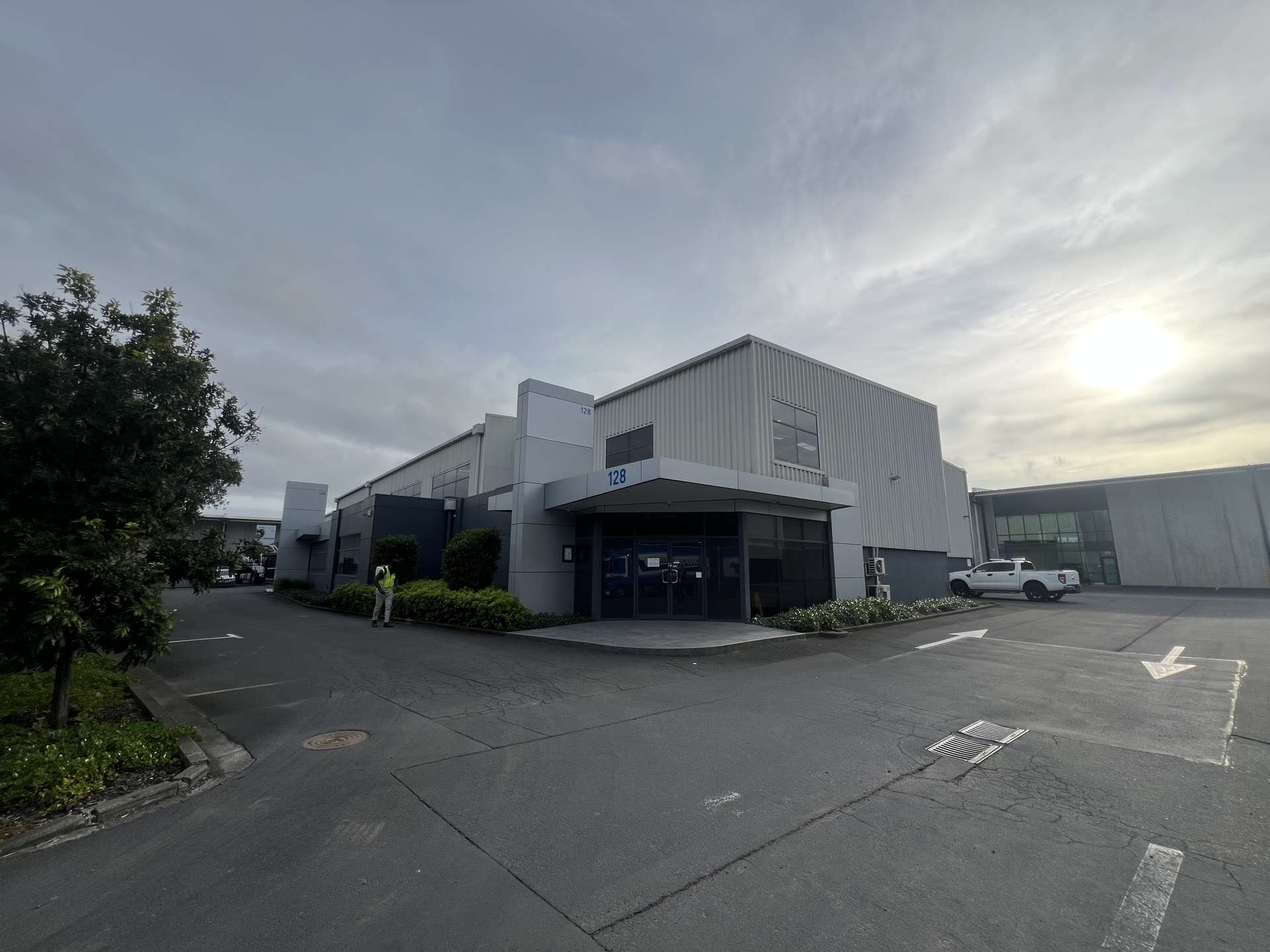 128 and 128A Hugo Johnston Drive Penrose_0