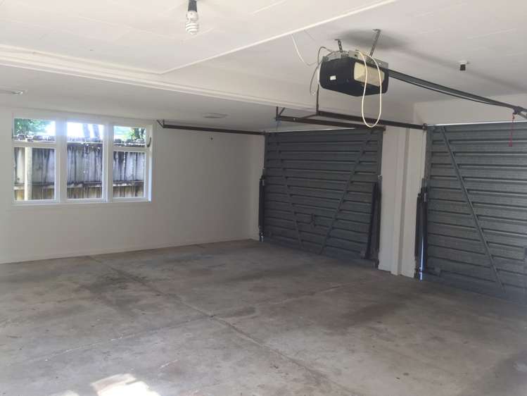 32 Kokiri Street Te Atatu South_13