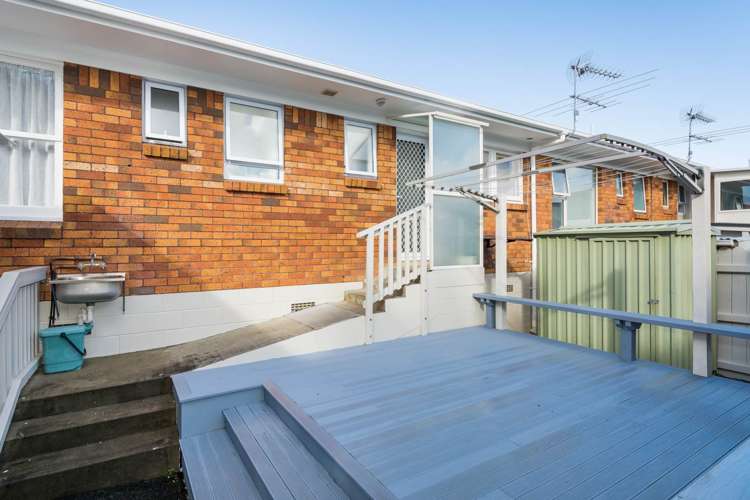 2/41 Nile Road Milford_1