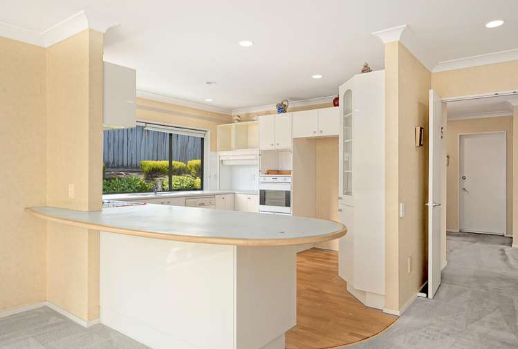 2/2 Hobie Court West Harbour_23