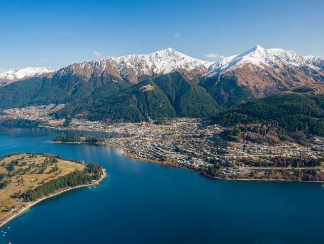 279,285,293 Frankton Road Queenstown_3