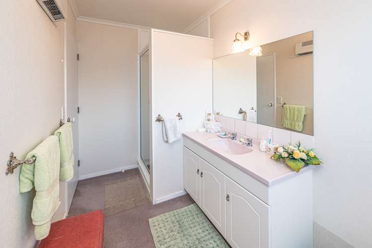 38 Somerset Road Springvale_15