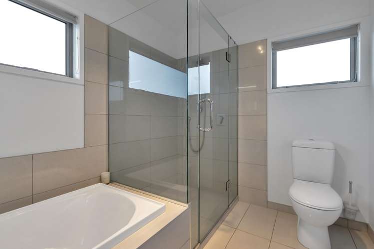 32 Kihi Place Ruakaka_16