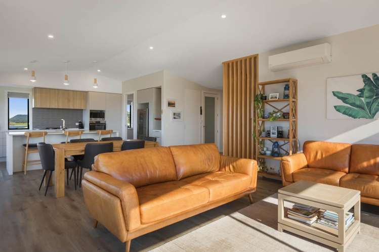 34 Tohora View Waihi Beach_19