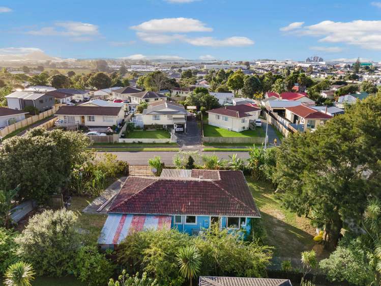 1 Frobisher Way Clendon Park_32