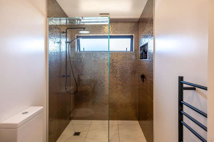 127 Wilma Road Surfdale_23