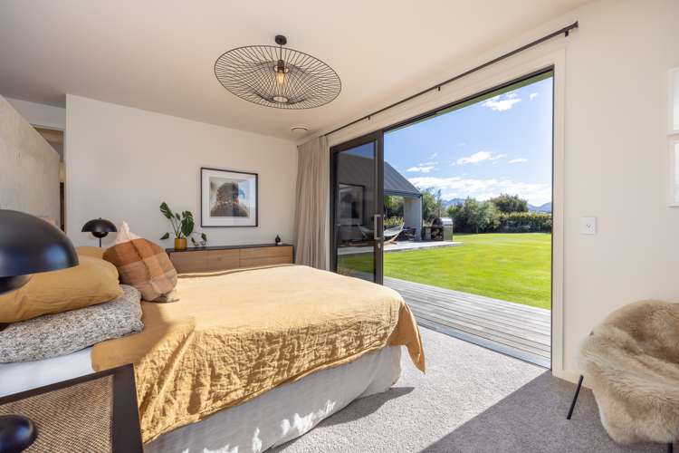 37 Matheson Crescent Albert Town_14