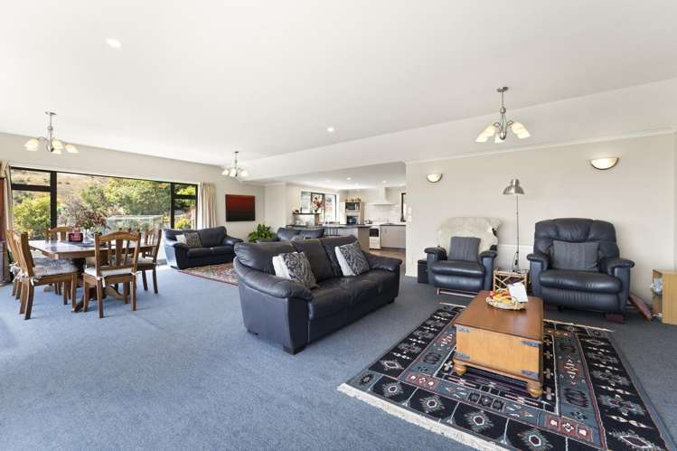 67 Surrey Heights Road Waihola_14