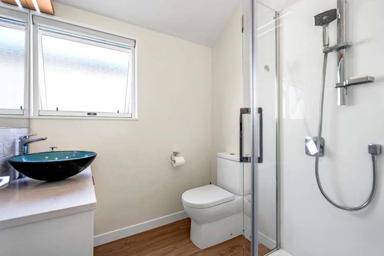 22 Kirikiri Lane East Tamaki_11