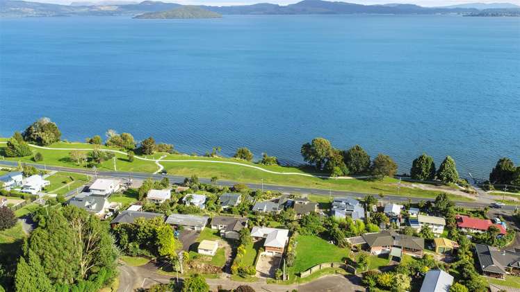 5 Hugh Avenue Hamurana_16