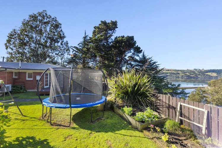 8 & 10 Gannet Lane Saint Leonards_18