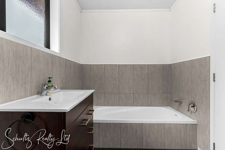 260 Mountain Road Maungaturoto_14