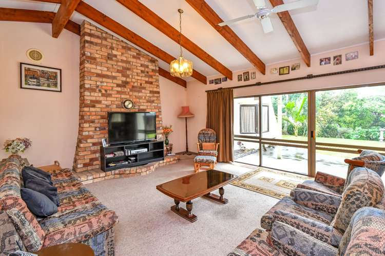 401 Creightons Road Clevedon_12