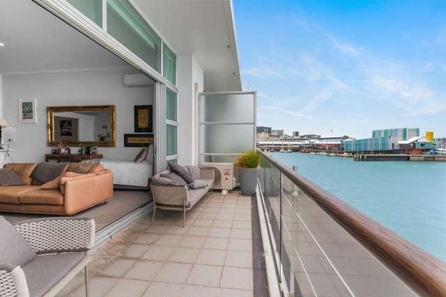 4/143 Quay Street 10015_1