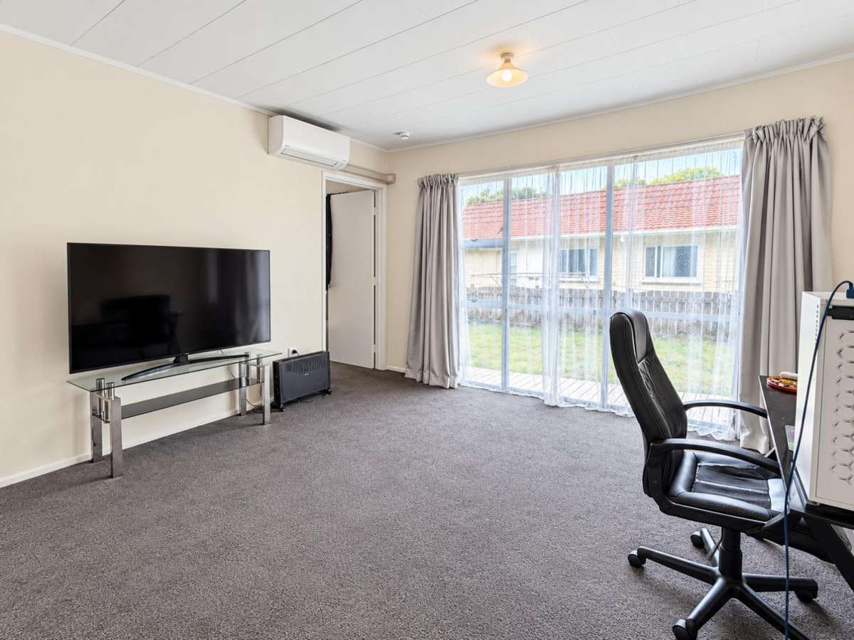 One Bedroom Unit In Blagdon 3