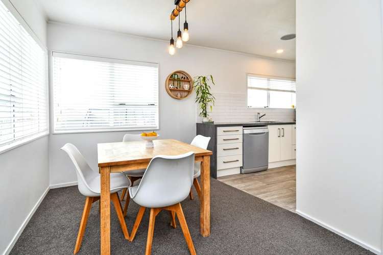 6 Lorelei Place Opaheke_3