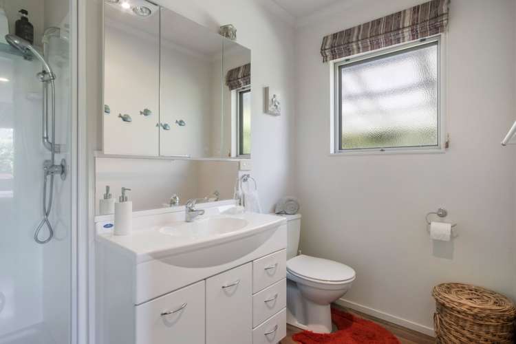 17 Kent Crescent Waihi_13