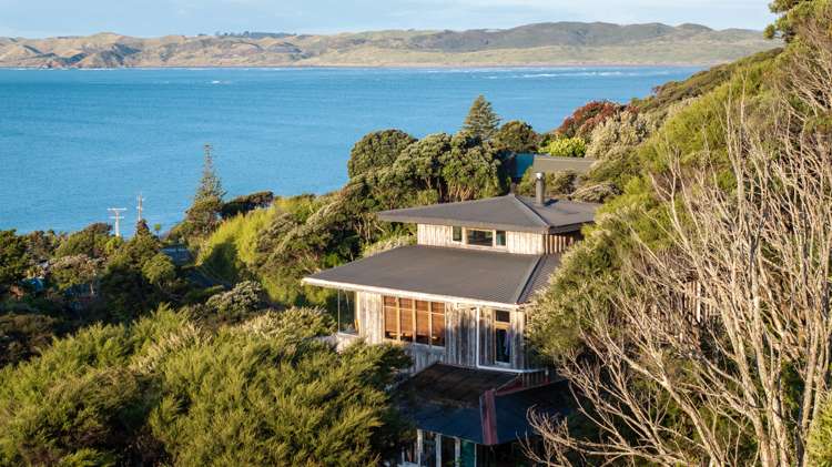 37 Whaanga Road Raglan_4