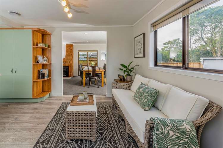 53 Cambridge Road Riverhead_8