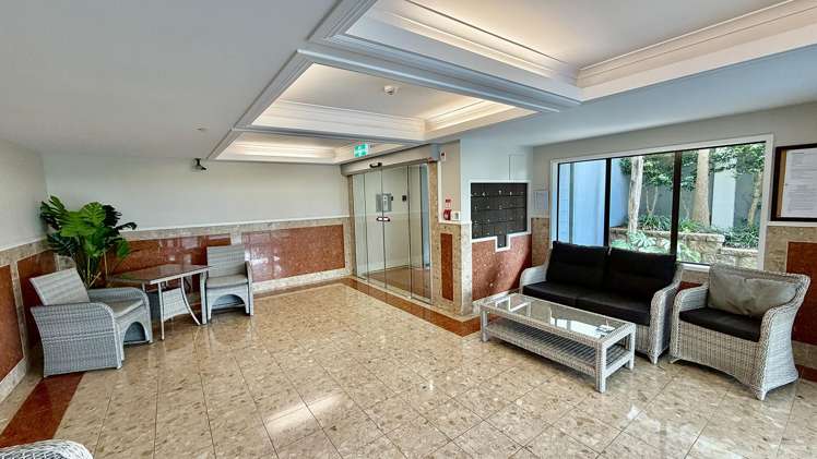 4/99 Mokoia Road Birkenhead_20